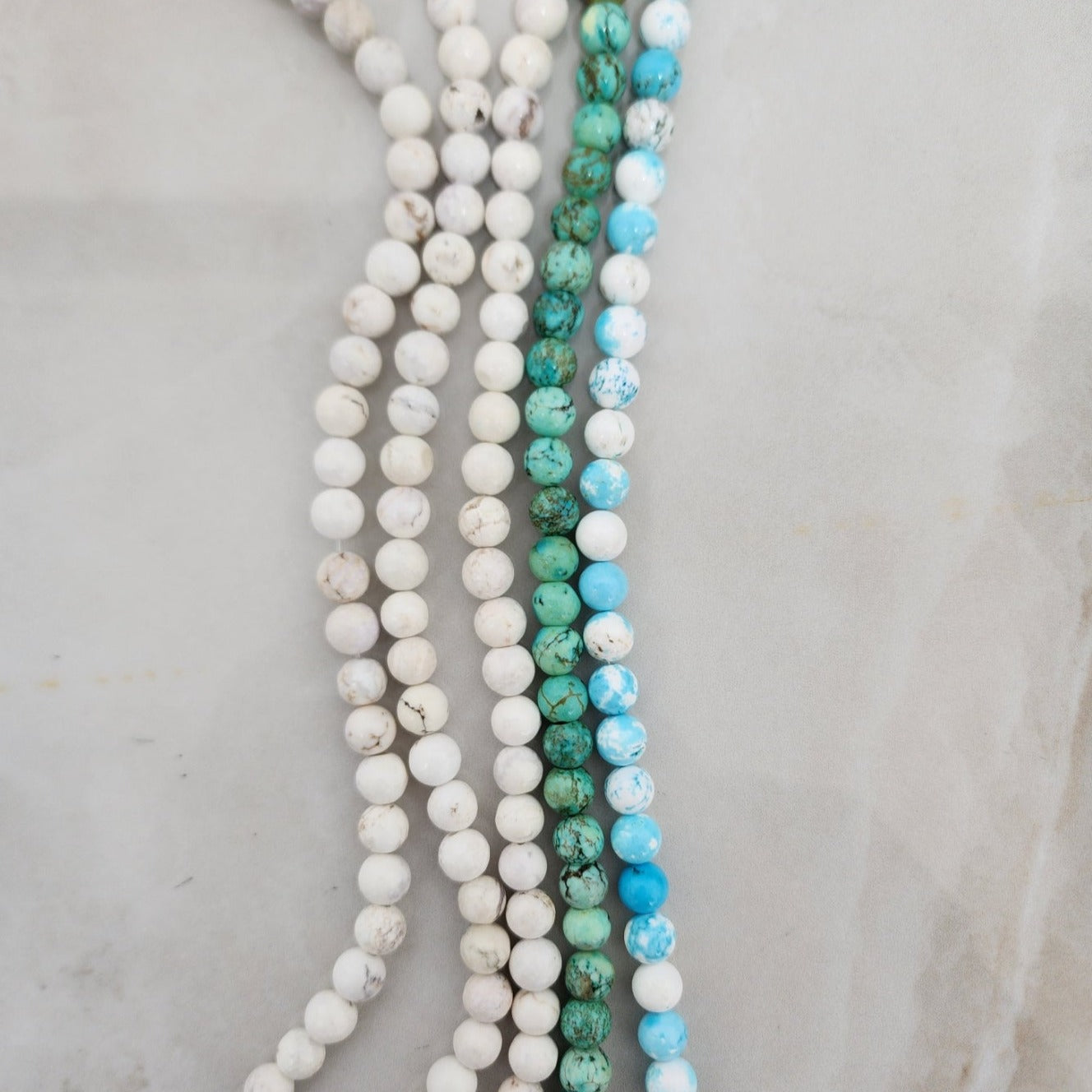 Howlite Natural 8MM/ 1 tira