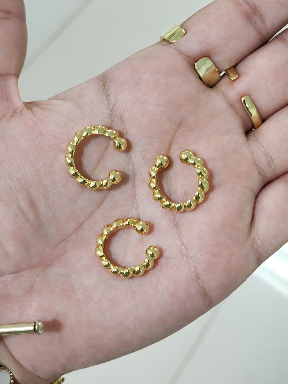 EarCuff Twist Baño Oro 18k